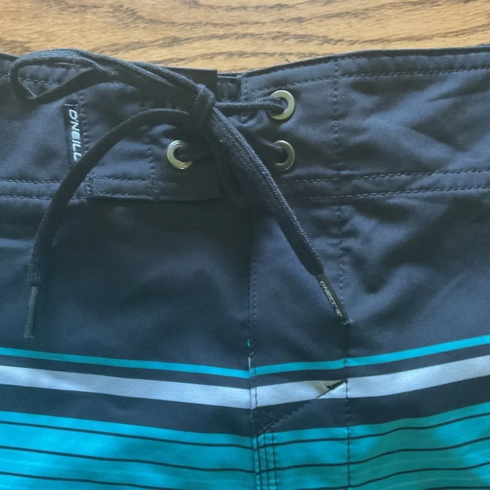 O'Neill Men's Aqua and Black Striped Board Shorts size 32 waist